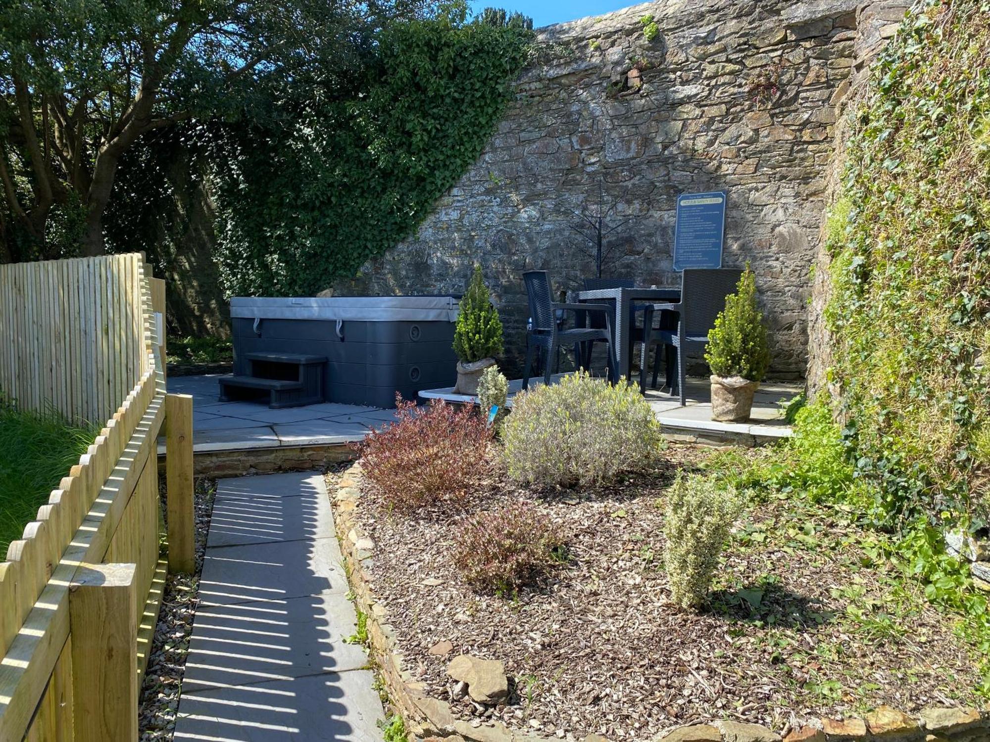 فندق The Ivy Barn Holbeton المظهر الخارجي الصورة